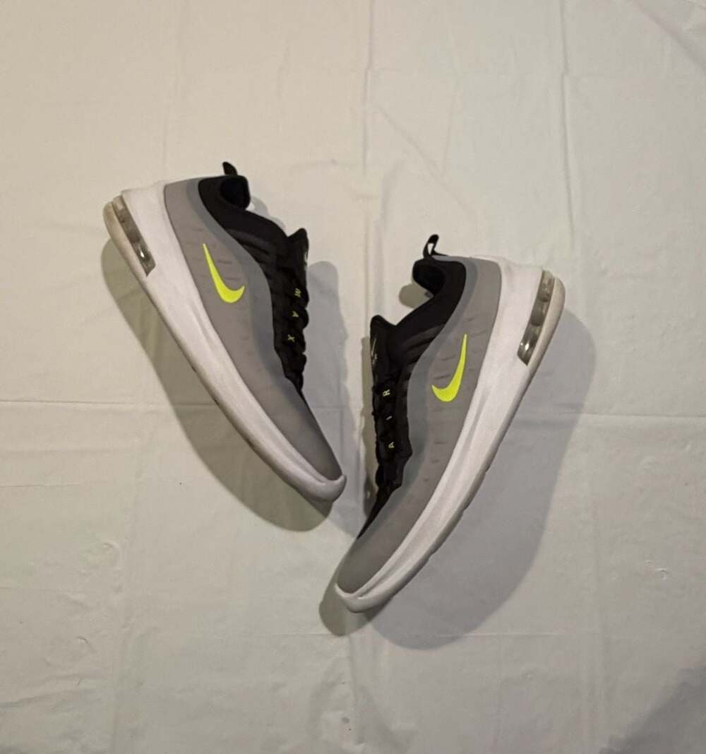 Nike Air Max Axis 'Wolf Grey Volt' Running Shoes
Size 11.5